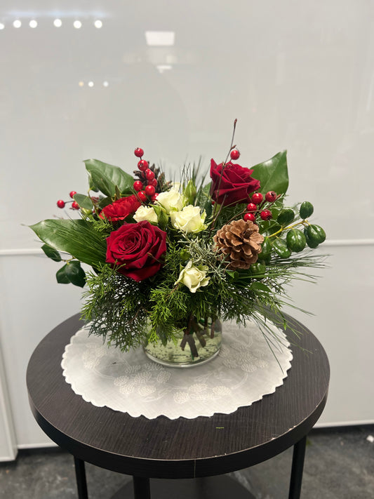 Traditional Christmas Arrangement